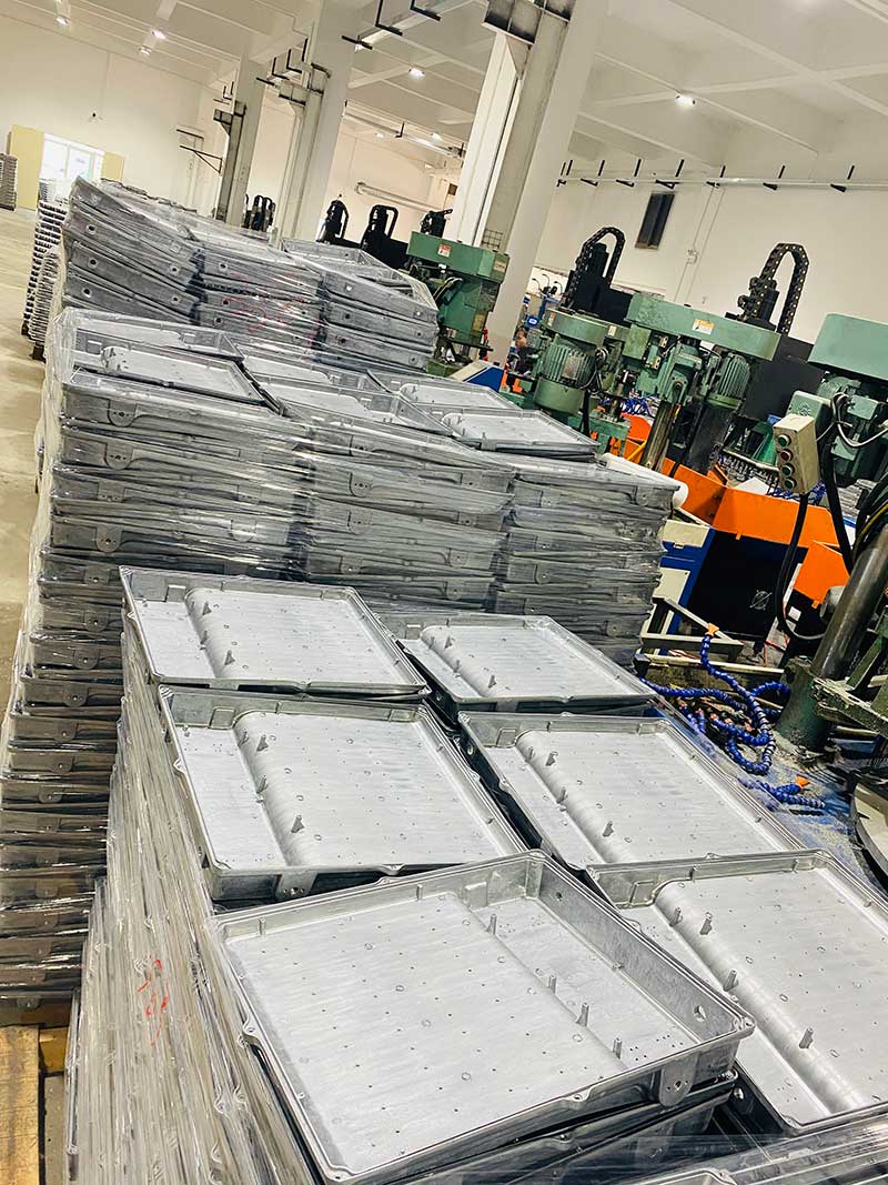 die-cast-đèn pha-nhà ở