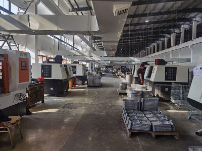 dẫn ánh sáng nhà trống